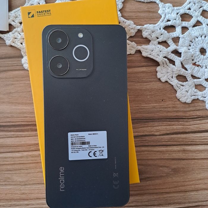 Нов смартфон.Цена-80€