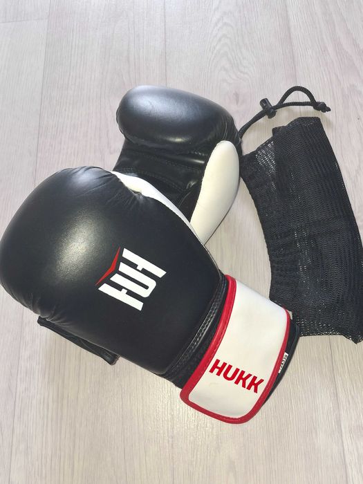 Перчатки для бокса
