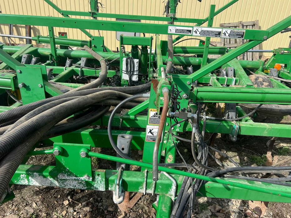 Продается посевной комплекс Джон Дир 730