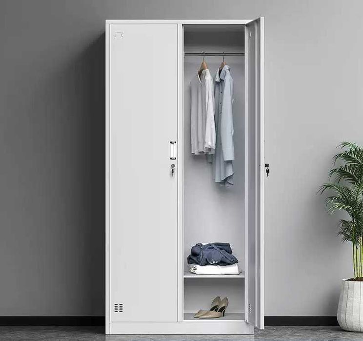 Ko‘p eshikli kiyim shkafi/Металлический шкаф для одежды