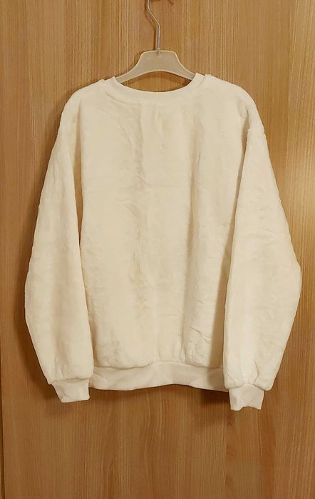 Bluza noua si pufoasa, H&M