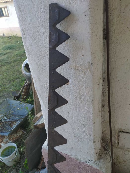 Lamă, cuțit originala pentru cositoare motocositoare Carpatina