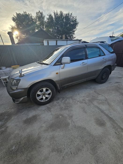 Самурай Toyota harrier