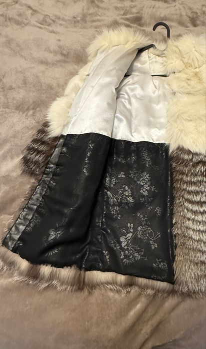 Haina blana naturala vulpe