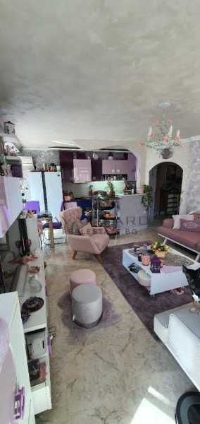 Продава се Къща в Пловдив, Център - 540 кв.м за 2019 €/кв.м - Снимка #5