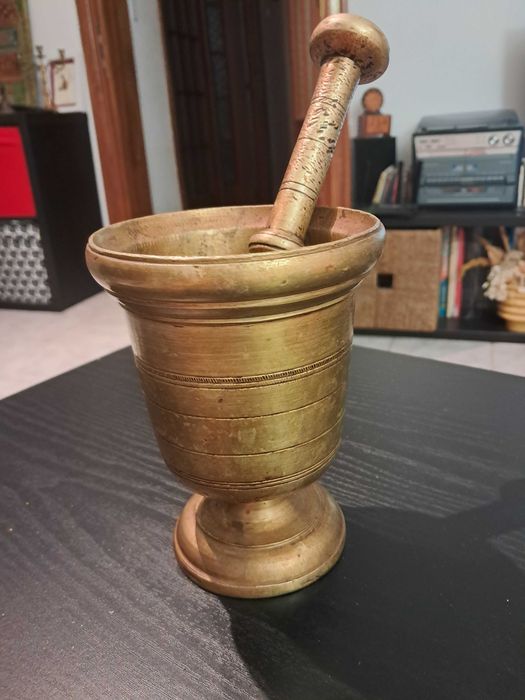 Piulița (mojar)+ pistol alama