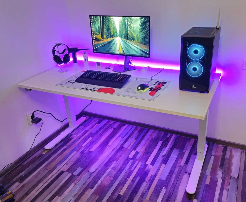 Birou reglabil pe inaltime (electric) 160x80 + banda led Yeelight+Scaun gaming ergonomic