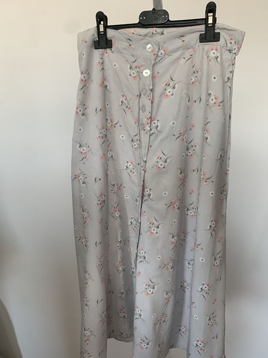 Lot fuste de vara S-M