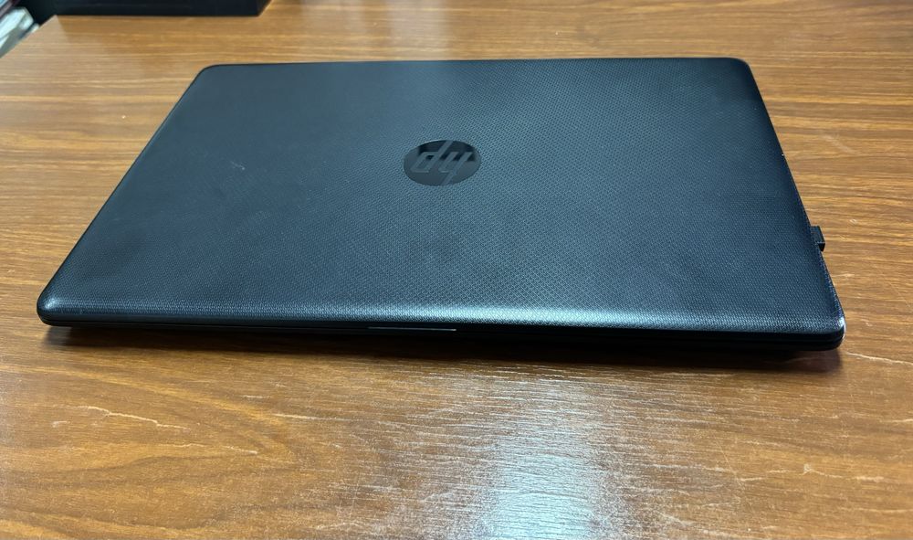 Продам ноутбук HP в хорошем состоянии.