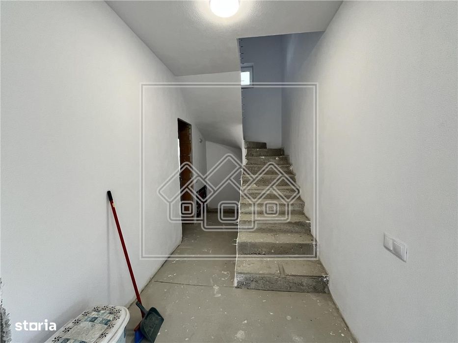 Casa individula de vanzare, 4 camere, la cheie - Turnisor