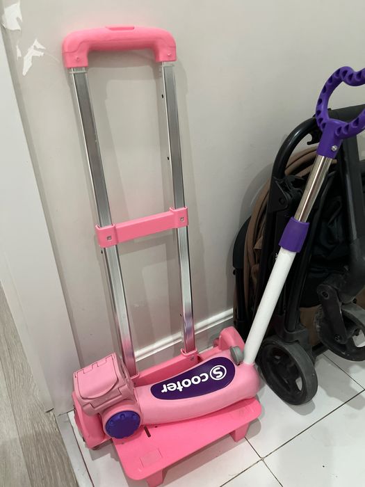 Срочно продаю детское кресло , самокат и велосипед