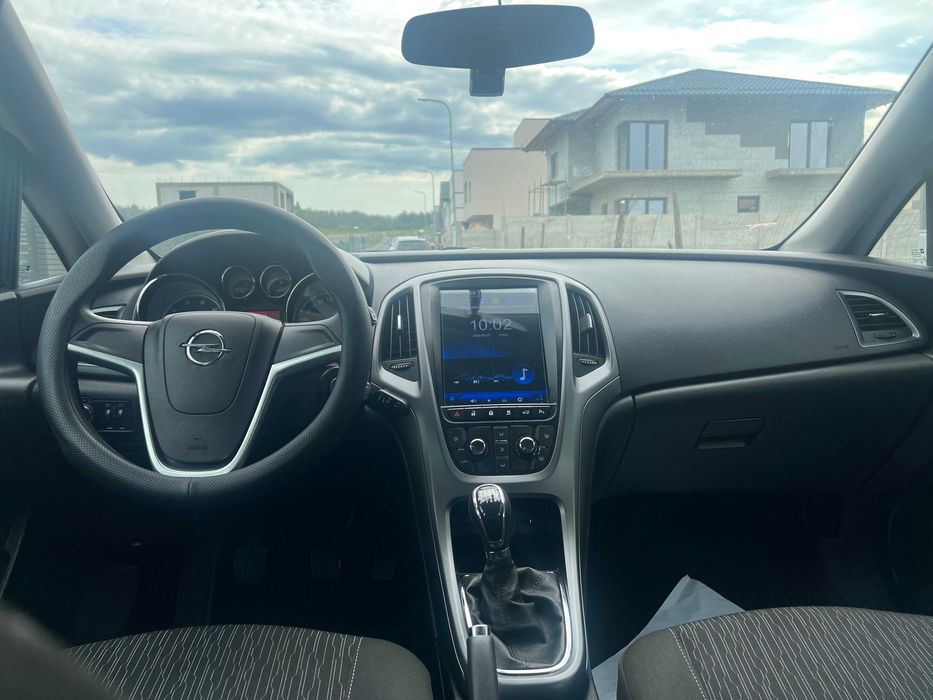 Autoturism Opel Astra J Sport Tourer,1.7 CDTI 110CP/an fabricatie 12/2013/182350 km/Navi/Intretinuta