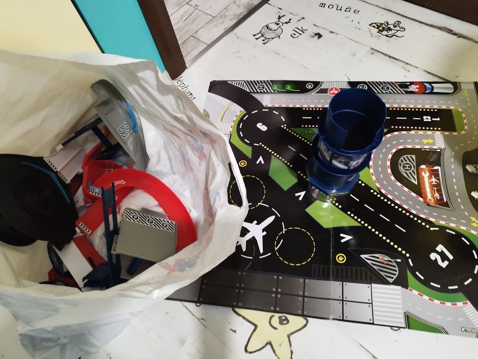 Летище - Самолет с писта