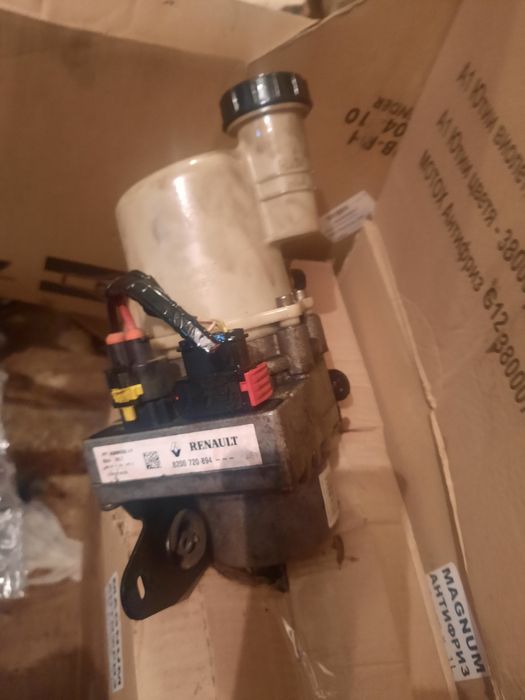 Хидравлична помпа за Дачия Логан и Съндеро/ Dacia Logan и Sandero