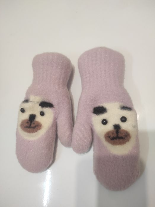 Варежки за 1000 серенивые.