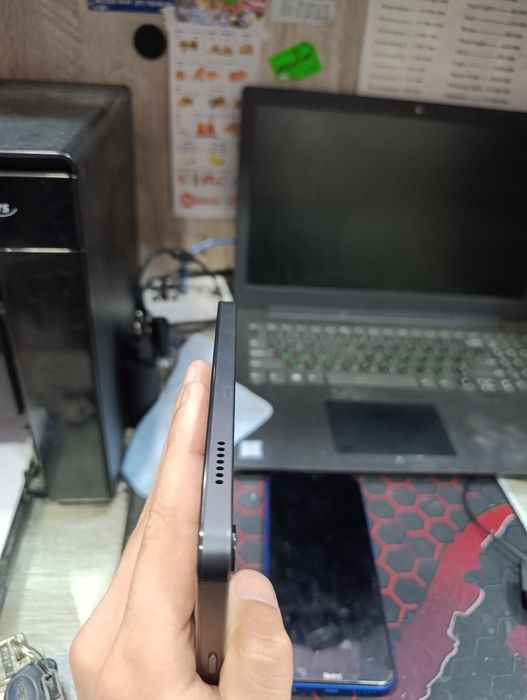 Galaxy TAB A9 4/64 PLANSHET ISHLASH ZOR AYBI YOQ qirilgan joyiyam yoq