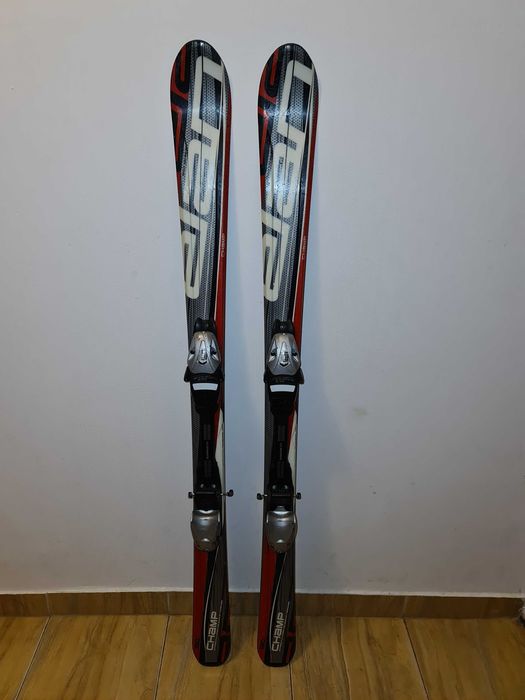 Skiuri / Schiuri 130cm Elan Champ
