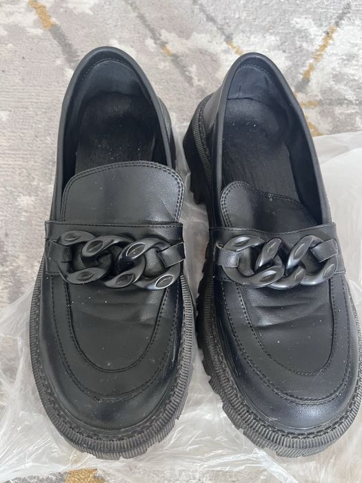 Обуви разной категорий