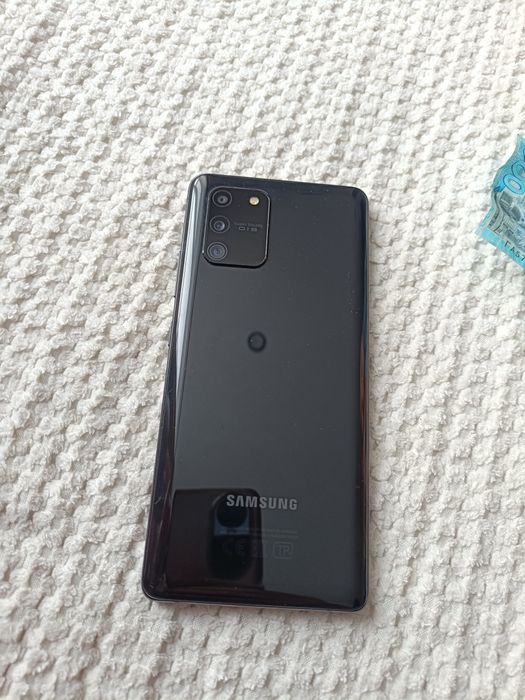 Продам Samsung s10 lite