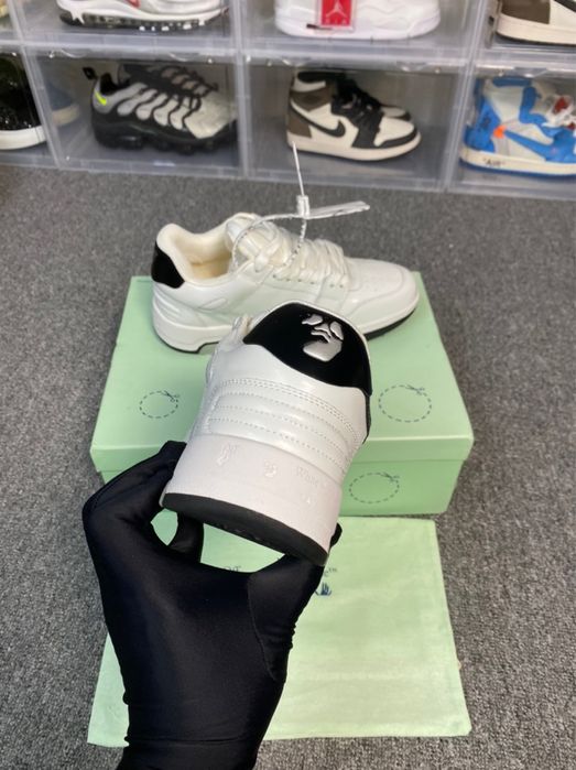 Off whire office si jordan 4