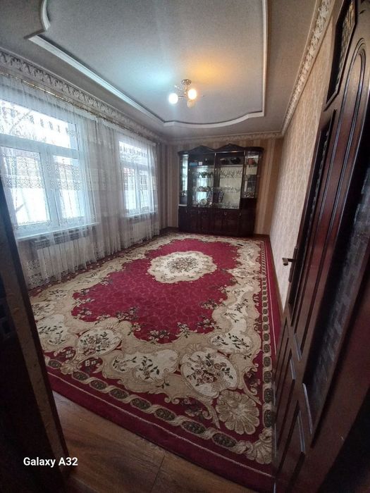 Xovli uchastka sotiladi