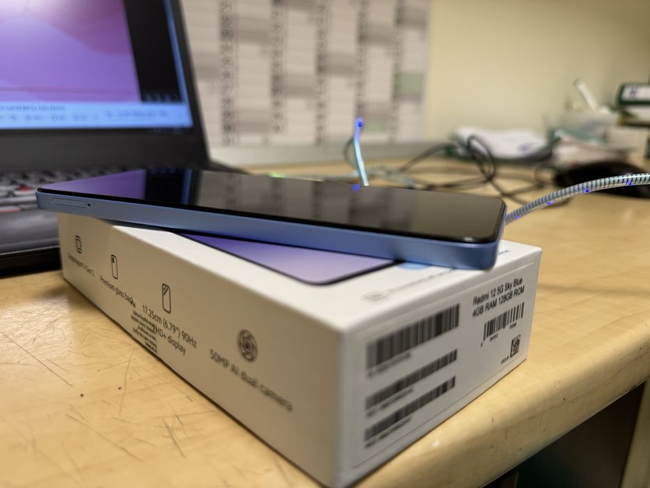 Xiaomi Redmi 12 5G sky blue!