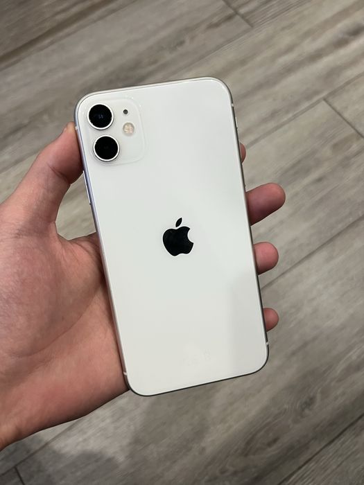 iPhone 11 64гб смартфон