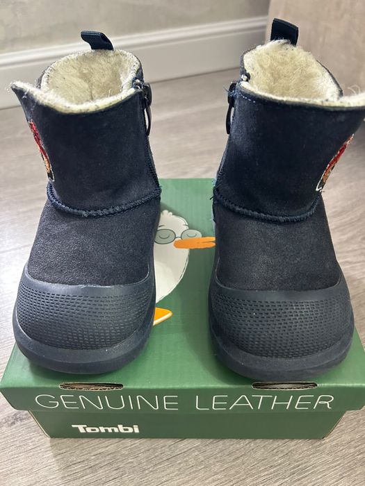 Продам зимние угги