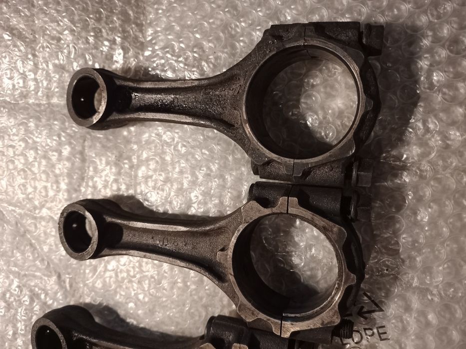 Шатуны с двигателя 3ст