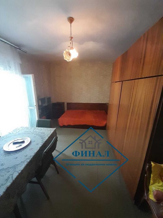 Продава се Двустаен апартамент в Шумен, Добруджански - 68 кв.м за 1050 €/кв.м - Снимка #4