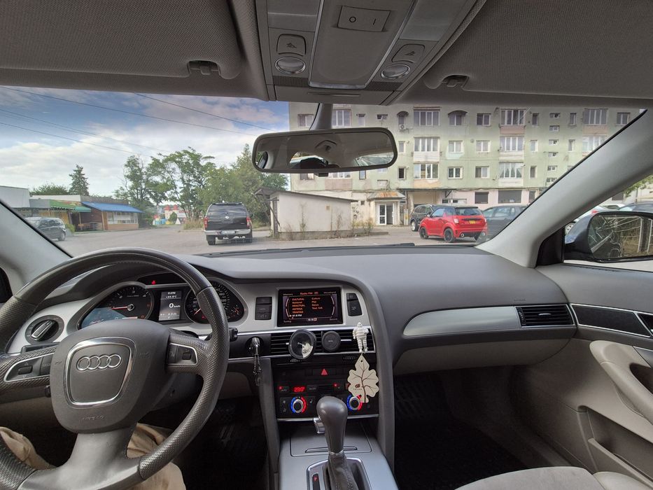 Se vinde AUDI A6 C6 4F facelift 2.0 TDI 2010