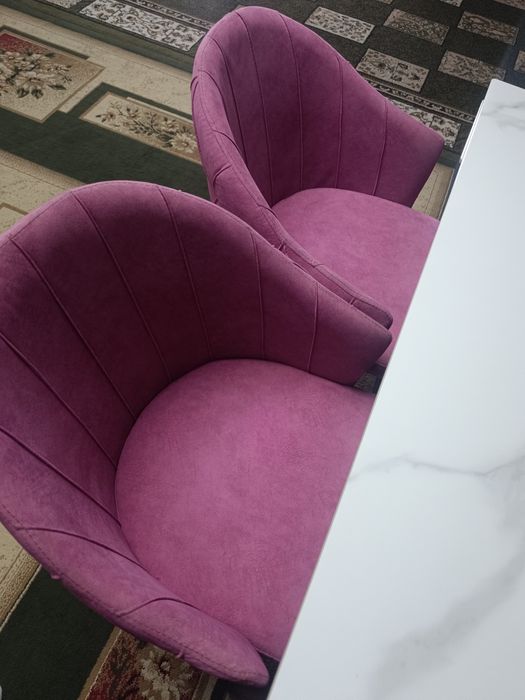 Продам качественные стулья