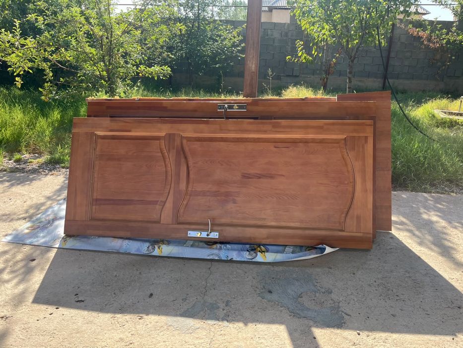 Меж комнатные двери