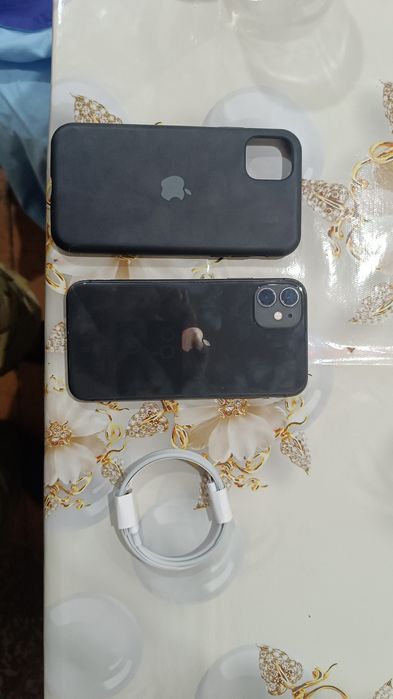 iPhone 11  продам срочно