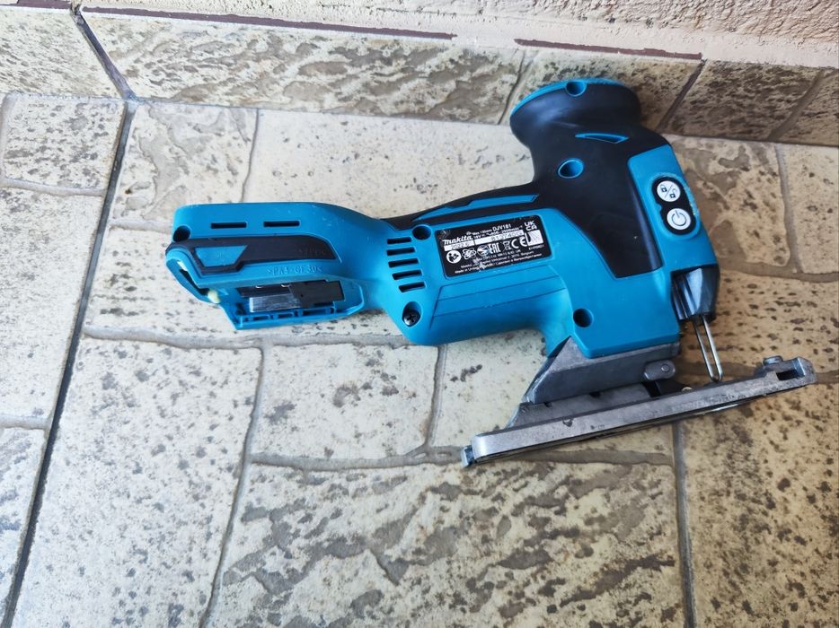 Corp pendular , soricel Makita DJV181