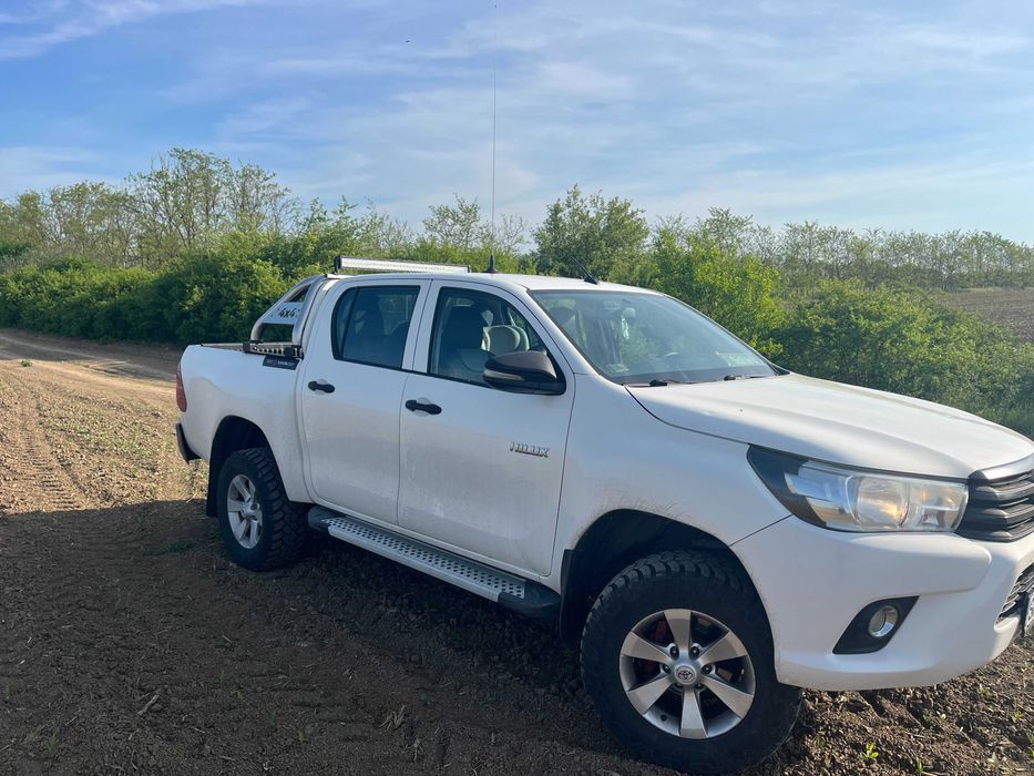 Toyota Hilux Land Cruiser pachet