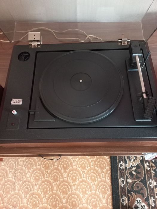 Электрофон  Мелодия-104.