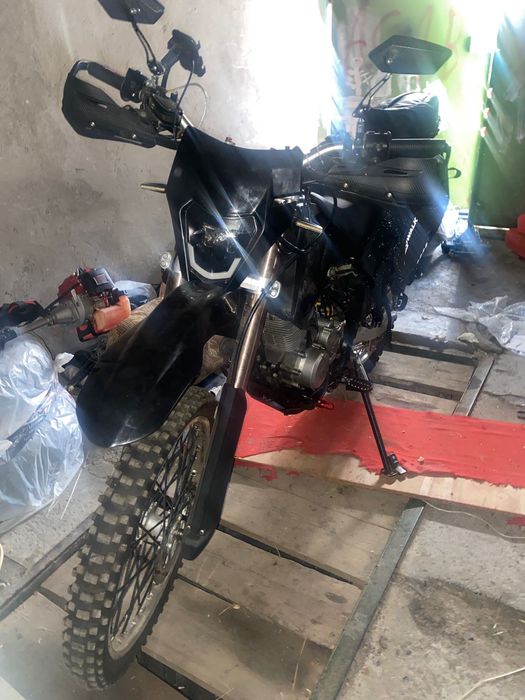 Продам мотоцикл эндура