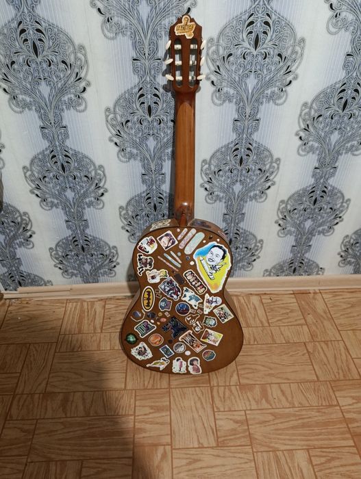 Акустическая гитара Yamaha