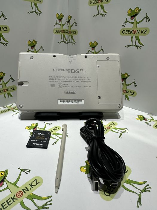 Nintendo DSi LL прошитая