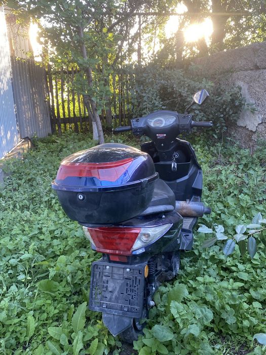 Продам скутер 150куб