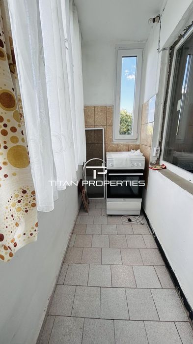 Дава се под наем Двустаен апартамент в Бургас, Изгрев - 70 кв.м за 306 € - Снимка #5