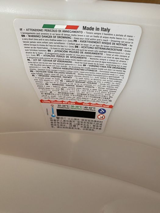 OK BABY Cada copii bebelusi de culoare alba