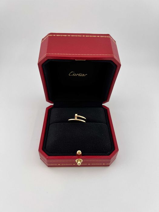 Кольцо Cartier Juste un Clou