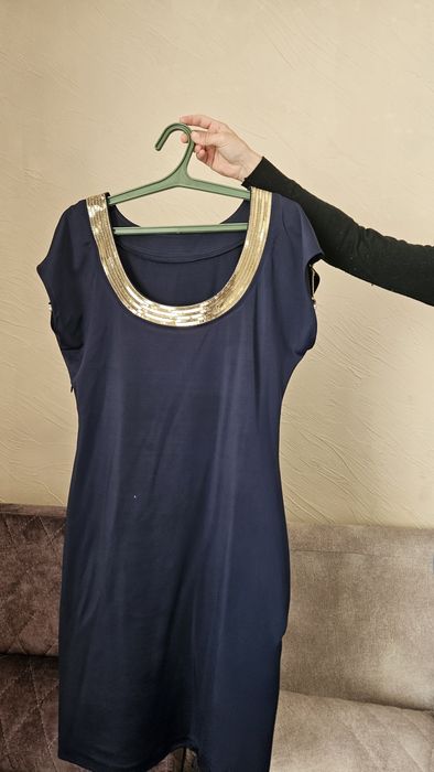 Продам вечерние платья