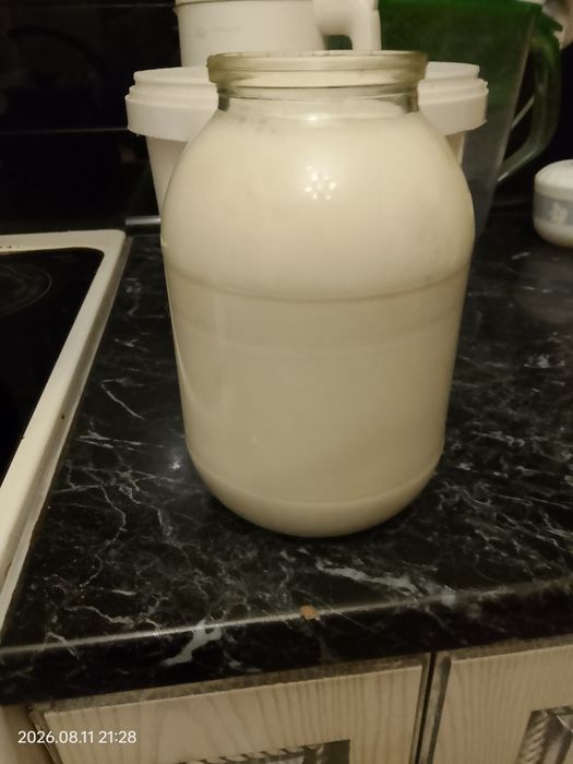 Продаю натуральное козье молоко