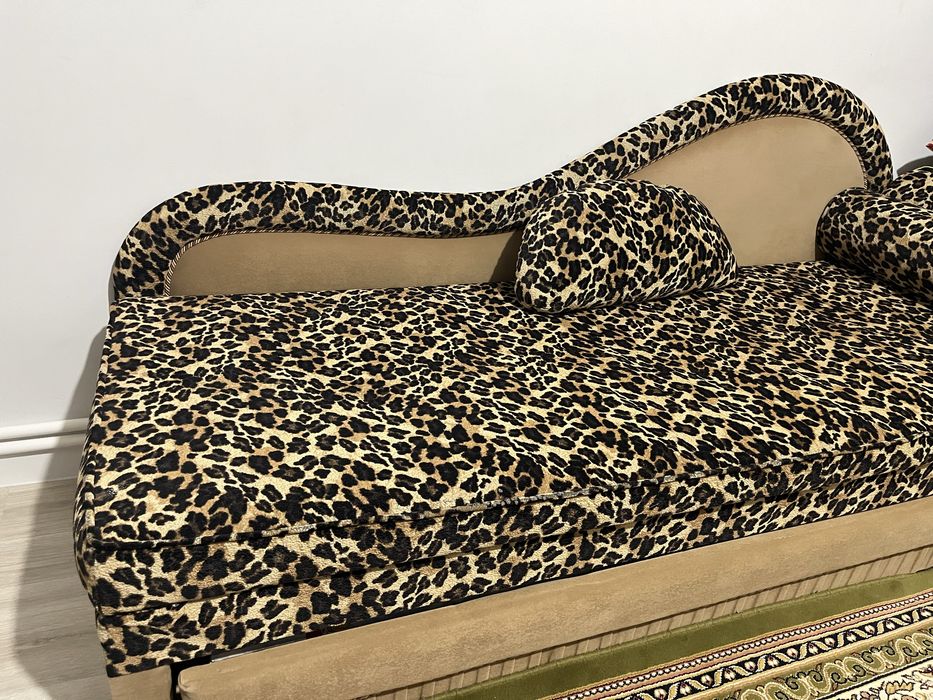 Срочно продам Диван на расклодушке