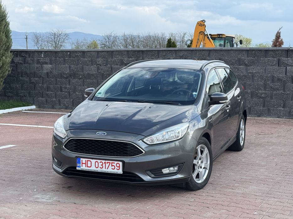 Vând Ford Focus Mk3 Facelift Motor 1.0 Benzină 125 CP Euro 6 Km 178000 Import Germania