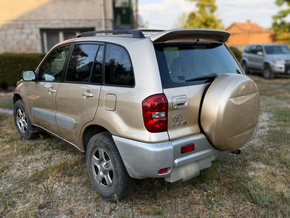 Toyota RAV4 2.4 бензин, автоматик, 4x4, 160 к.с. – 2004 г.