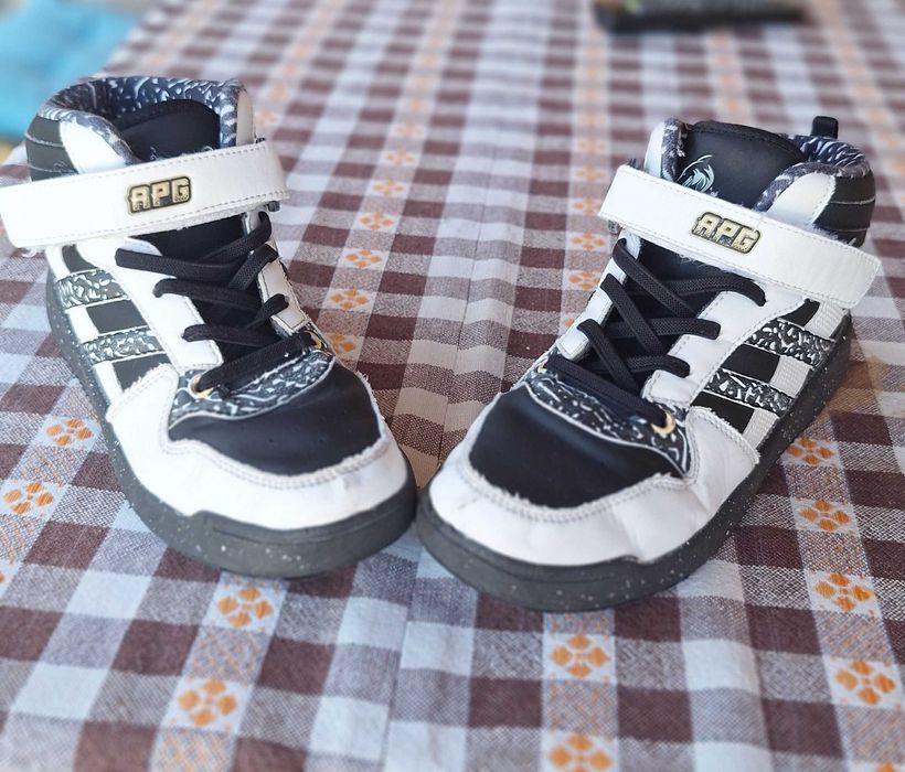 Маратонки APG за момче